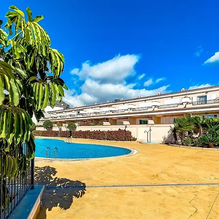 Garden View La Arena