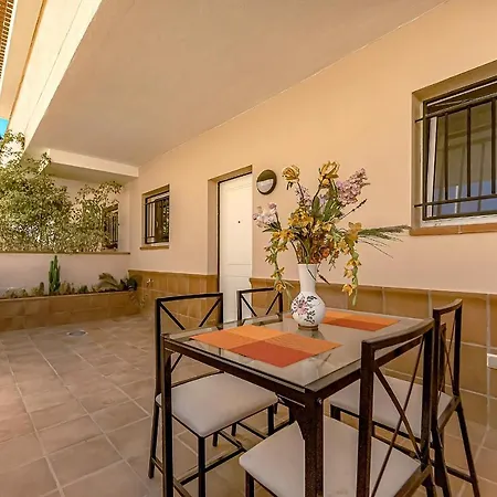 Апартаменты Garden View La Arena